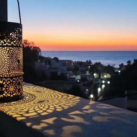 Con Vistas Al Mar Y La Montana En Apartamento