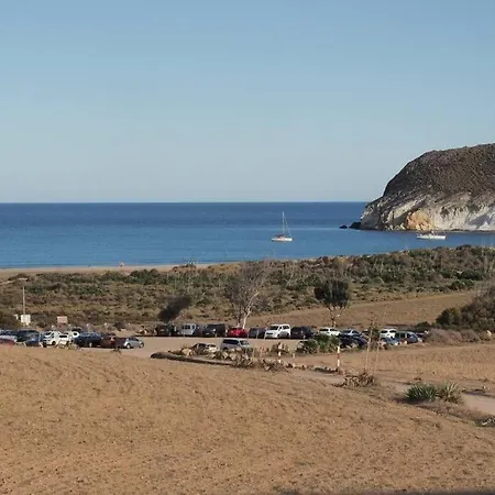 Con Vistas Al Mar Y La Montana En * Mojacar